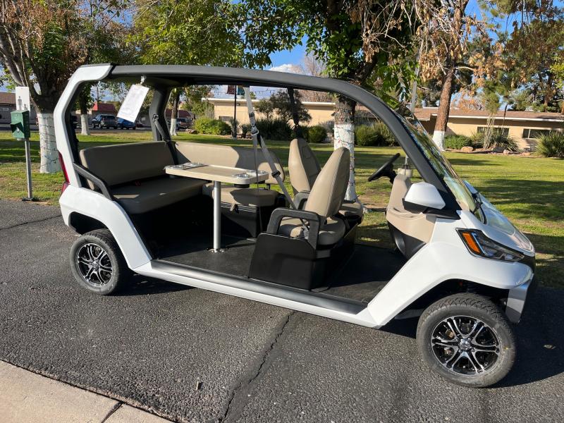 07-best golf carts Club Car CRU for 2024