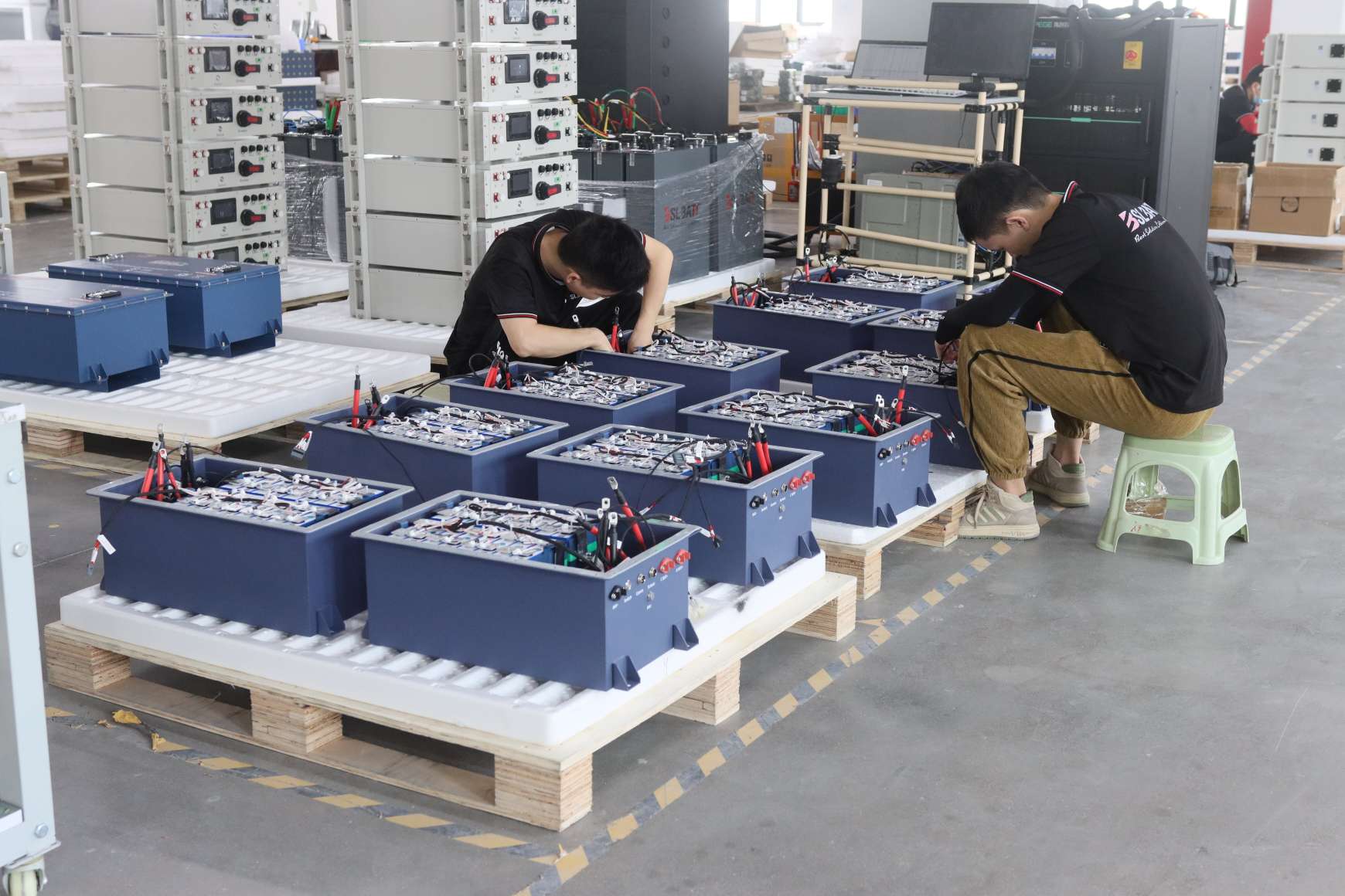 BSLBATT golf cart battery workshop production line